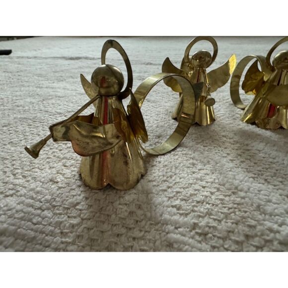 Vintage Christmas Brass Angel with Horn Napkin Holders, set of 6. - Picture 2 of 5